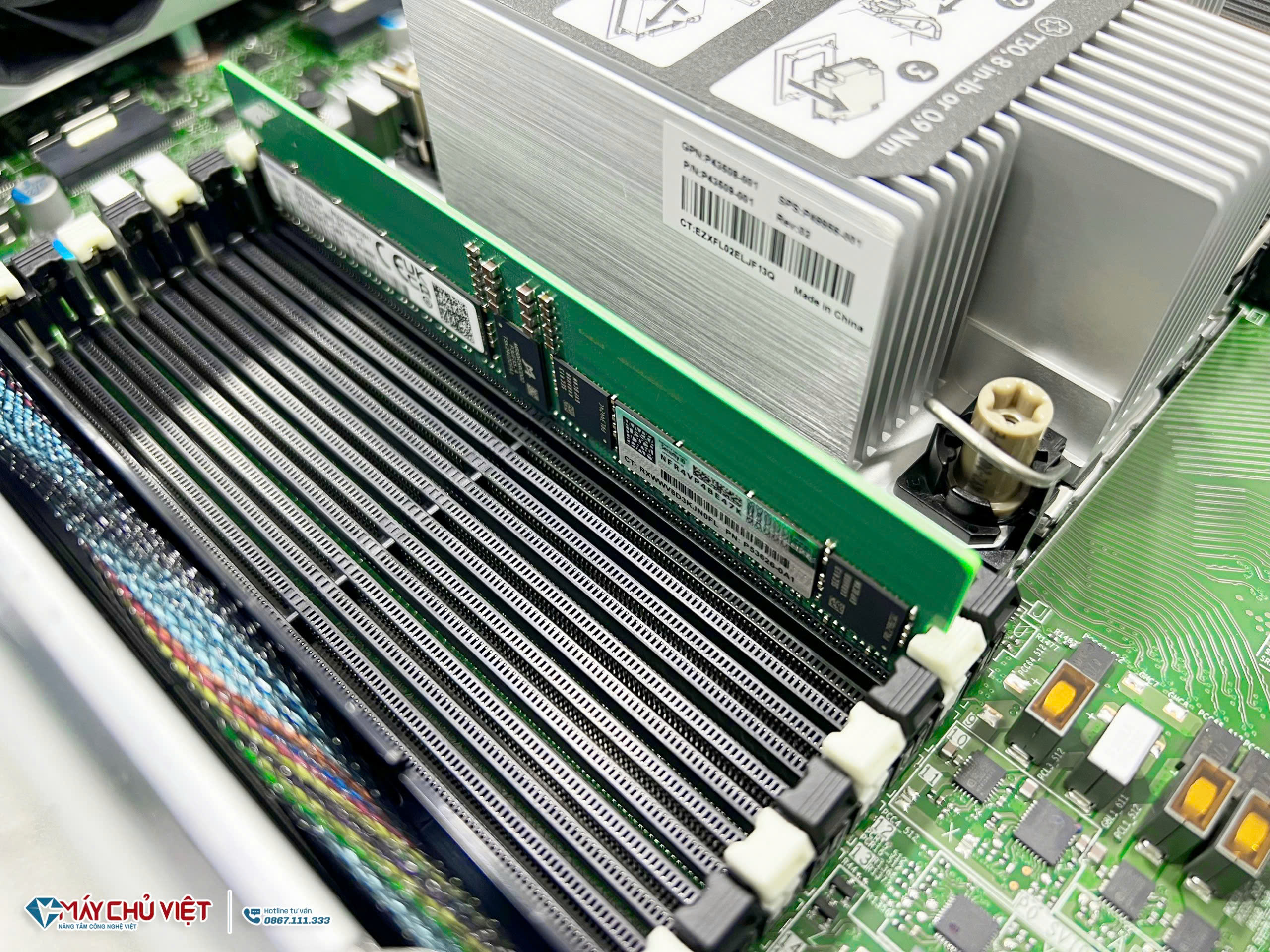 Máy chủ HPE ProLiant DL380 Gen11 Máy Chủ Hpe Proliant Dl380 Gen11 Hình1